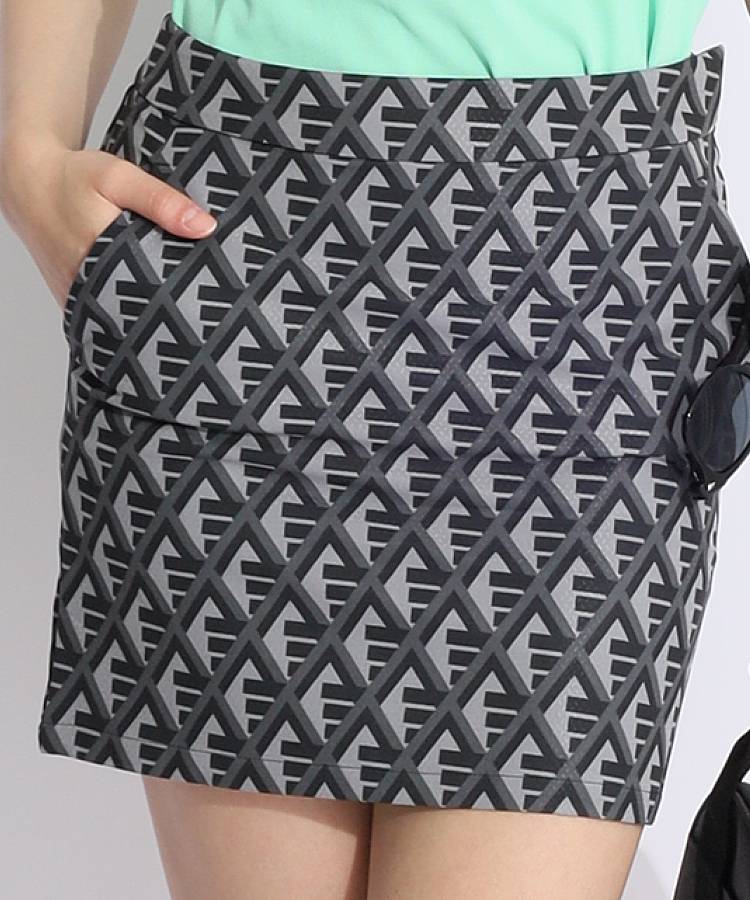 AG 【4/21までタイムセール】グラフィックロゴ一体型ペチパンツ付きボックススカート