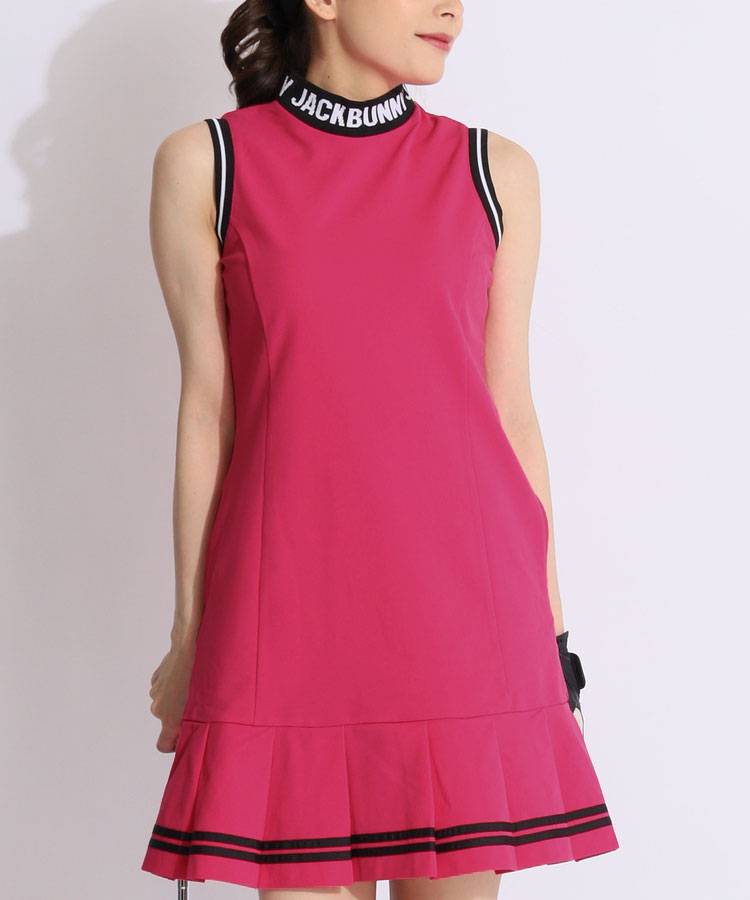 Natsuki ❣️美品❣️マスターバニー フード付きゴルフワンピース マスターバニーの春夏ワンピースを使ったスタイリング