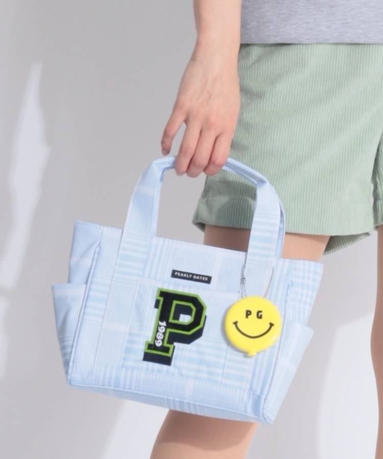 PG チャーム付きチェック柄カートバッグ